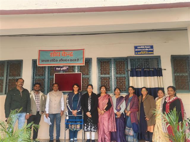 तृतीय शोध पत्र प्रकाशन हेतु विषय पर विस्तार से चर्चा जिस पर सभी सम्माननीय संपादक मंडल के सदस्य एवं सलाहकार तथा परामर्श मंडल के सदस्य उपस्थित थे।