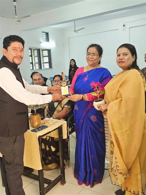 शोध केंद्र राजनीति विज्ञान द्वितीय डीआरसी के अवसर पर शोध संवर्धन समिति सहृदय धन्यवाद